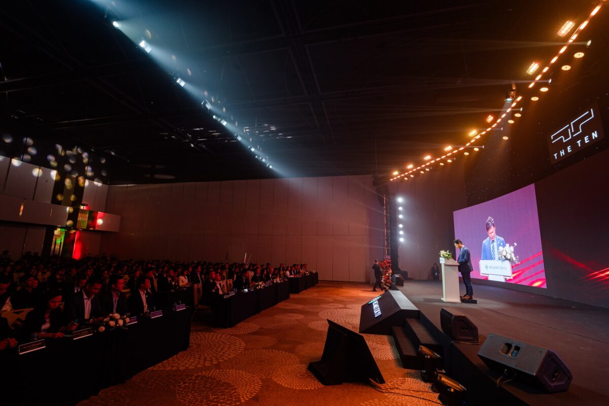 Ông Hirata Shuji - Tổng Giám đốc Becamex Tokyu tại sự kiện kick off The TEN